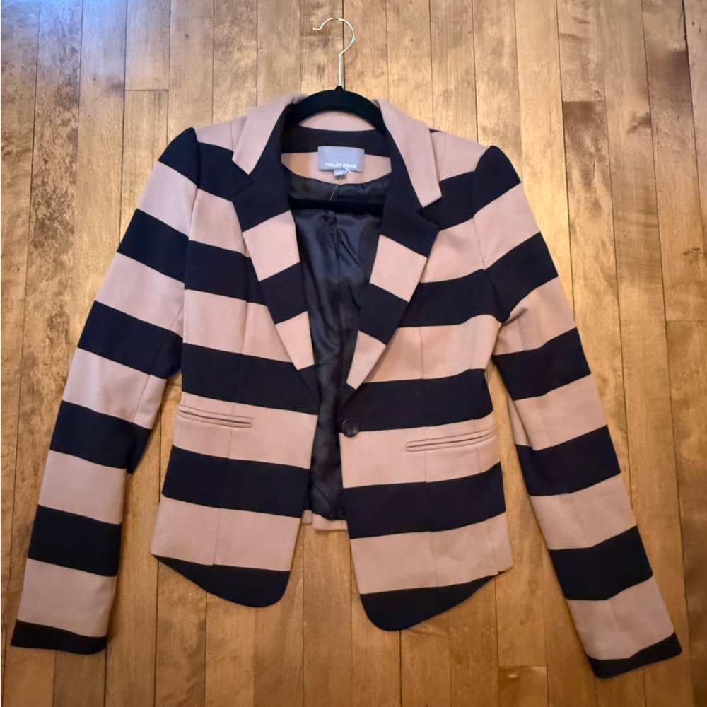 Tinley Road Black and Tan Striped Blazer